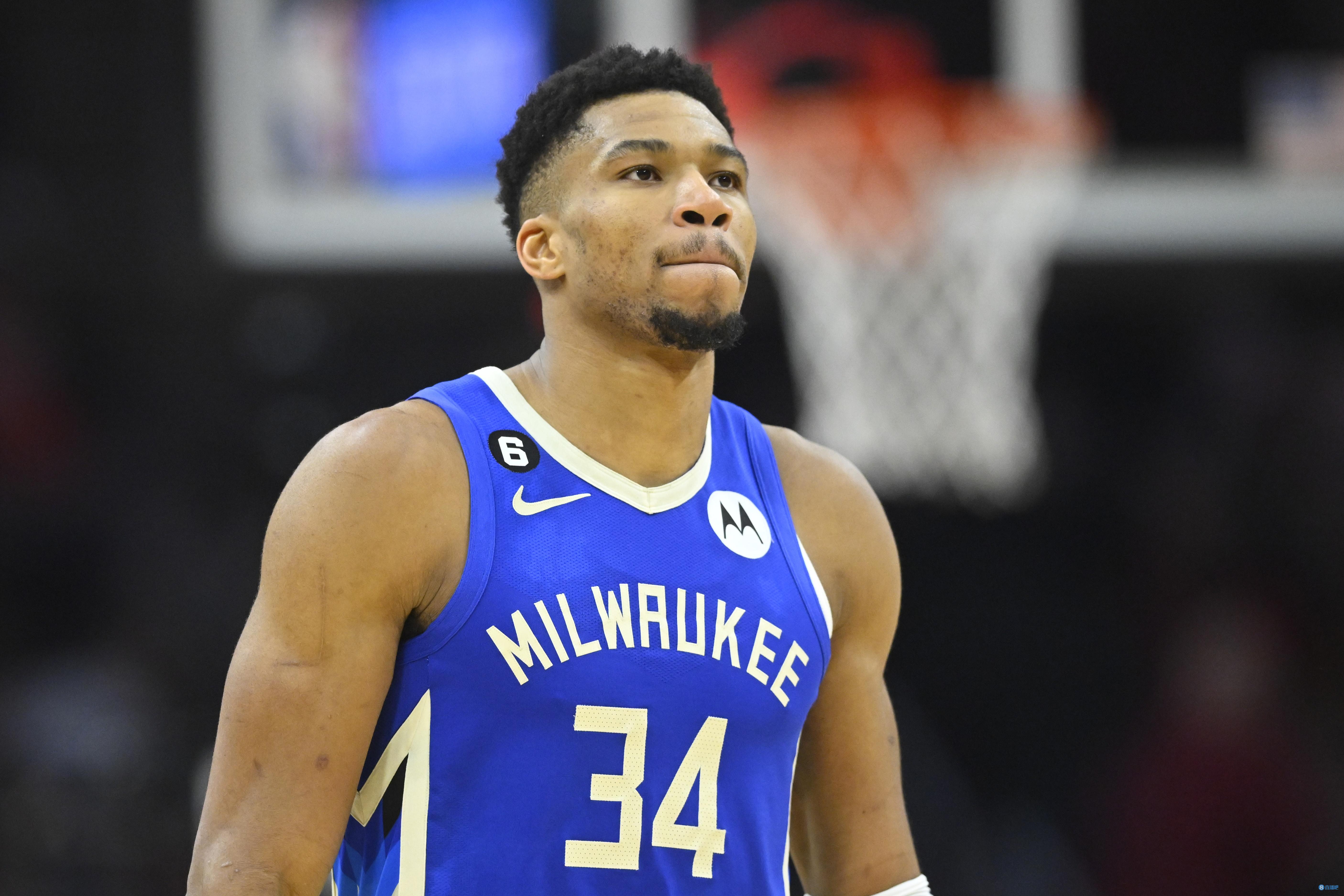 官方：沙特裁判组执法成都客战神户胜利船，胡维什担任主裁判（官宣：沙特裁判组吹罚成都客战神户胜利船，胡维什主哨）